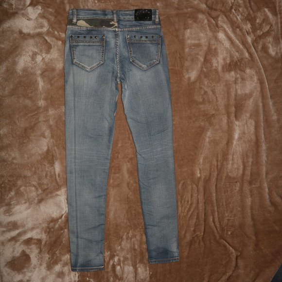 Exocet Distressed Camouflage Blue Jeans - Pyramid Stud Embellished w27x29 inseam - Picture 9 of 13